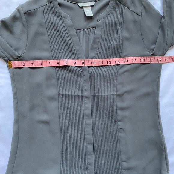 Terrific Gray H&M Blouse - Picture 8 of 10